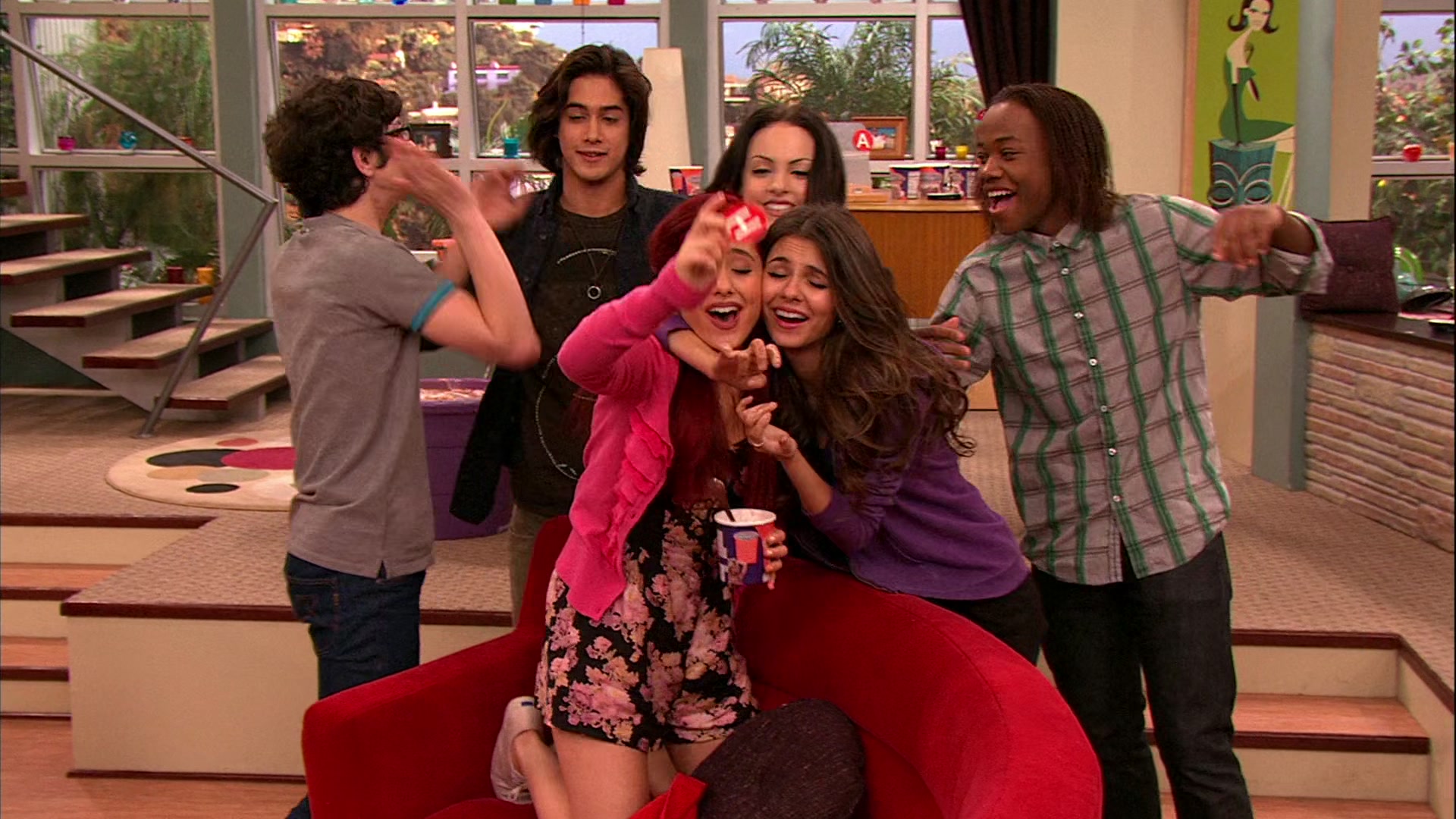 Victorious_S02E03_IceCreamForKe_ha_VJBR_2150.jpg