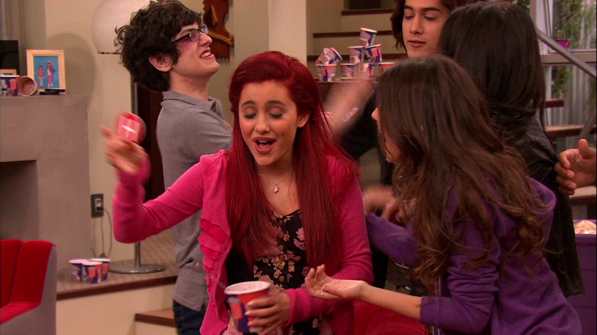 Victorious_S02E03_IceCreamForKe_ha_VJBR_2152.jpg