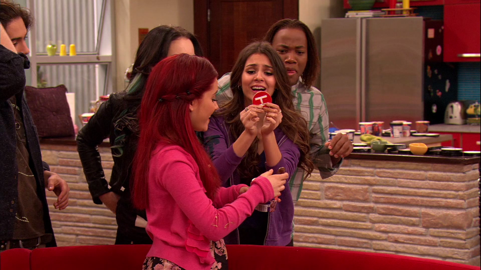 Victorious_S02E03_IceCreamForKe_ha_VJBR_2158.jpg