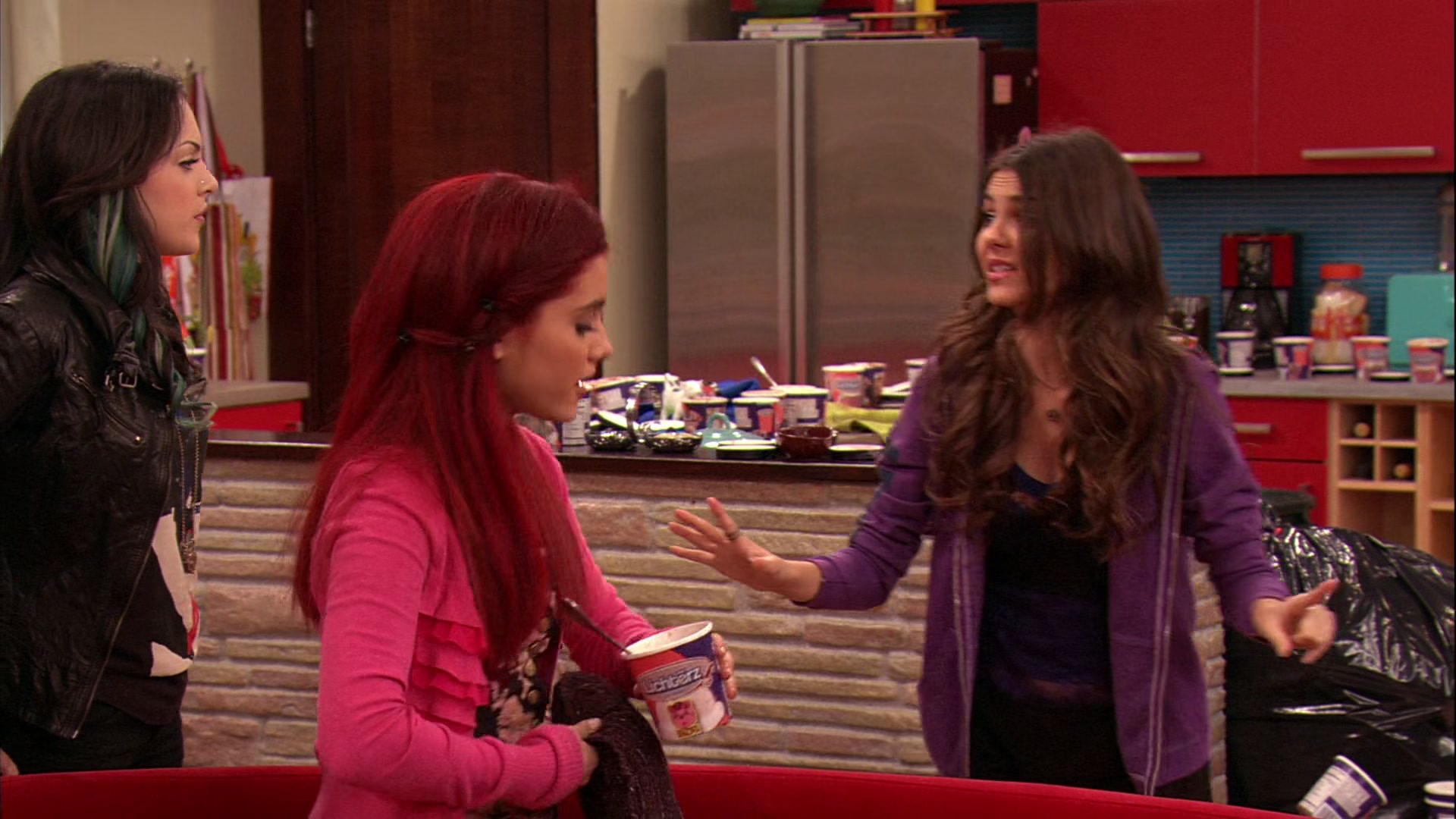 Victorious_S02E03_IceCreamForKe_ha_VJBR_2187.jpg