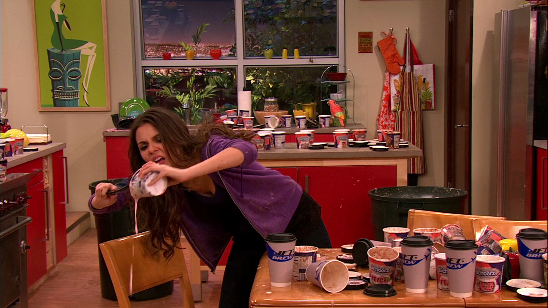 Victorious_S02E03_IceCreamForKe_ha_VJBR_2250.jpg