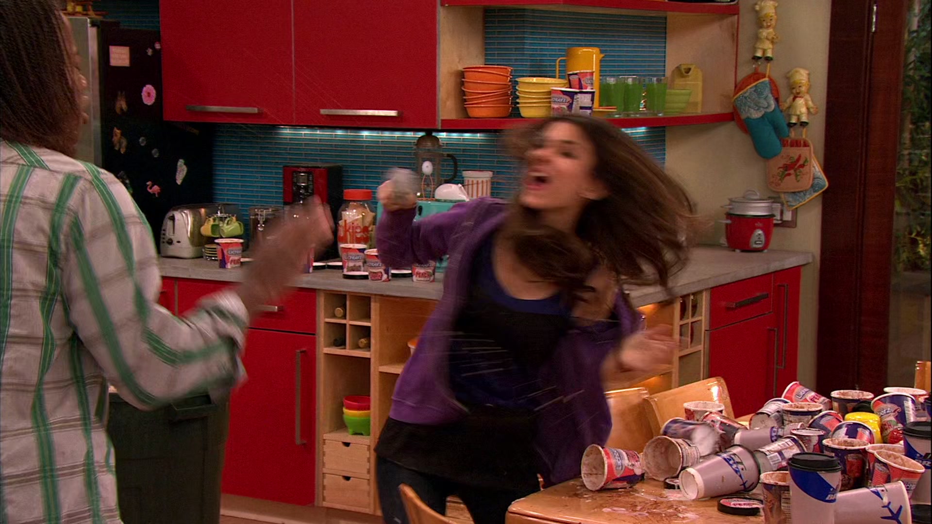 Victorious_S02E03_IceCreamForKe_ha_VJBR_2282.jpg