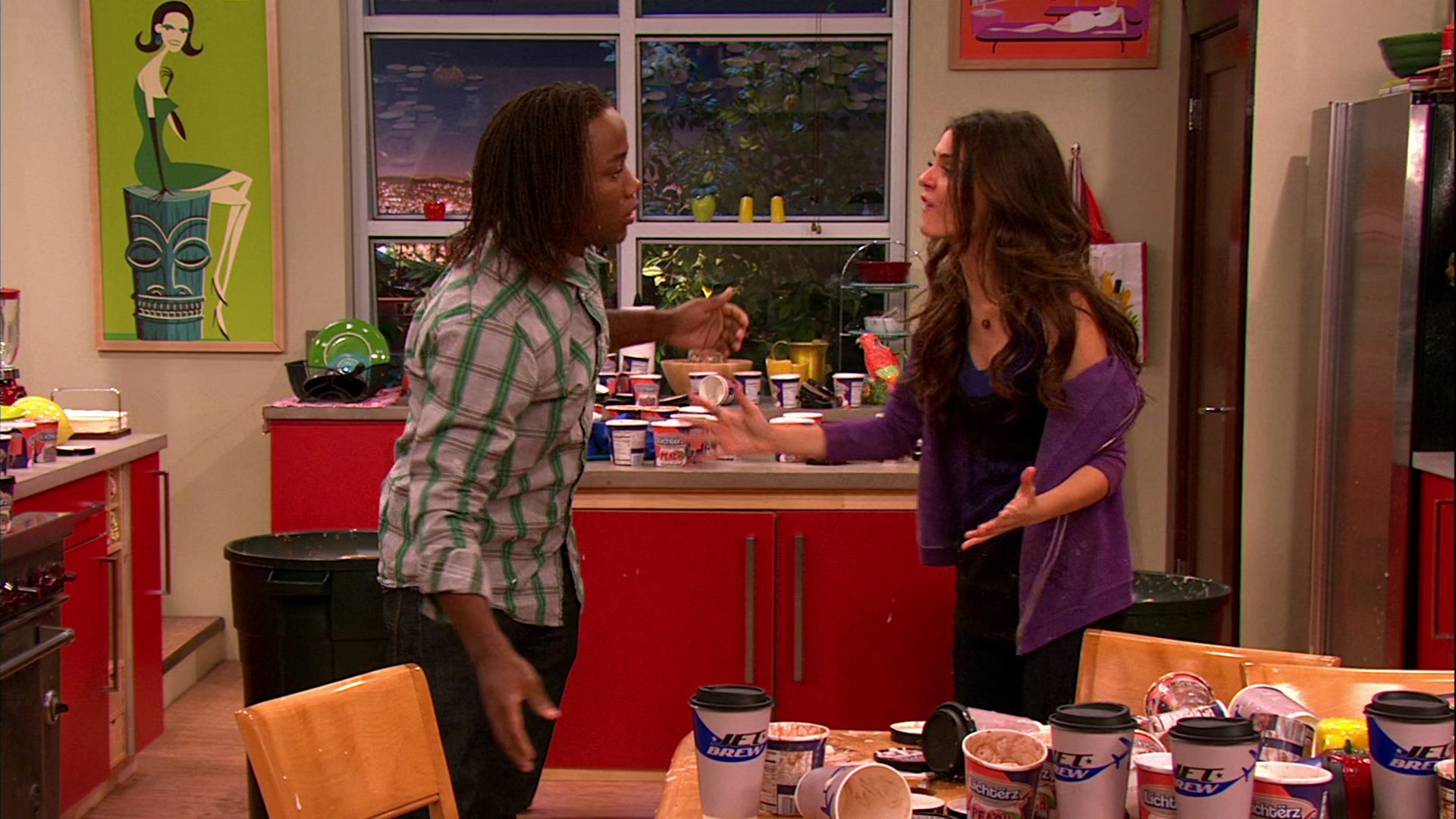 Victorious_S02E03_IceCreamForKe_ha_VJBR_2306.jpg