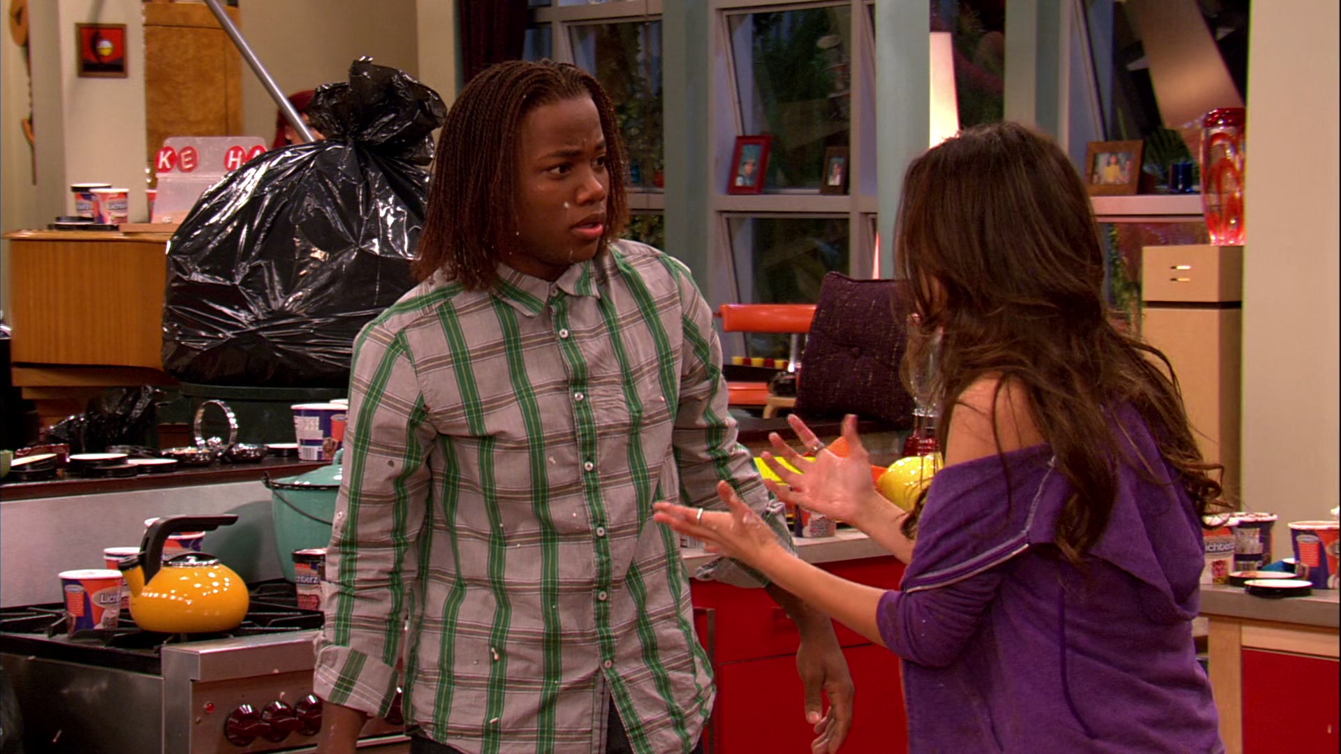 Victorious_S02E03_IceCreamForKe_ha_VJBR_2317.jpg