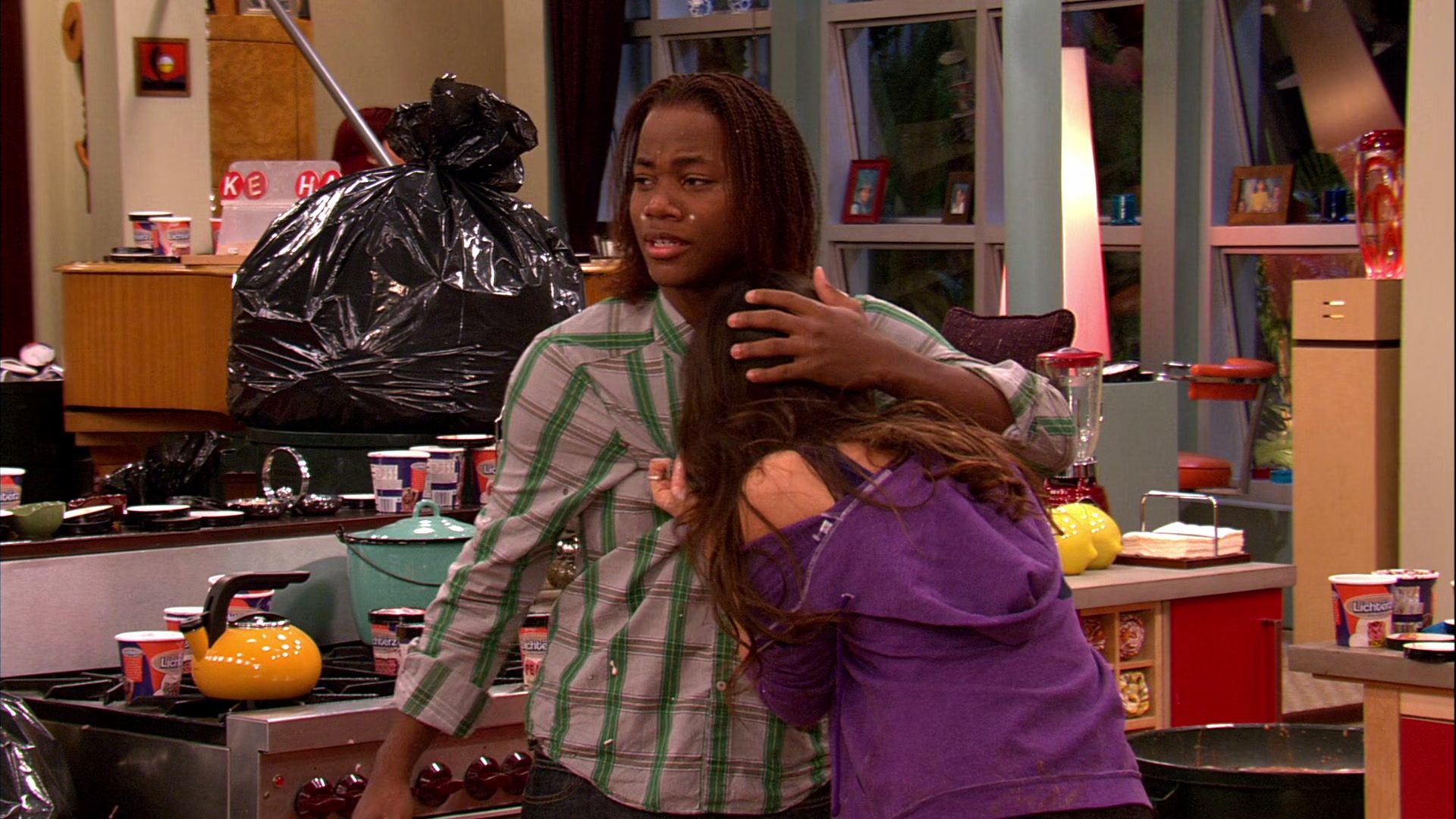 Victorious_S02E03_IceCreamForKe_ha_VJBR_2339.jpg