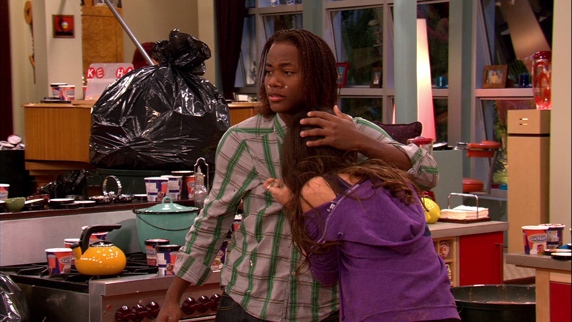 Victorious_S02E03_IceCreamForKe_ha_VJBR_2340.jpg