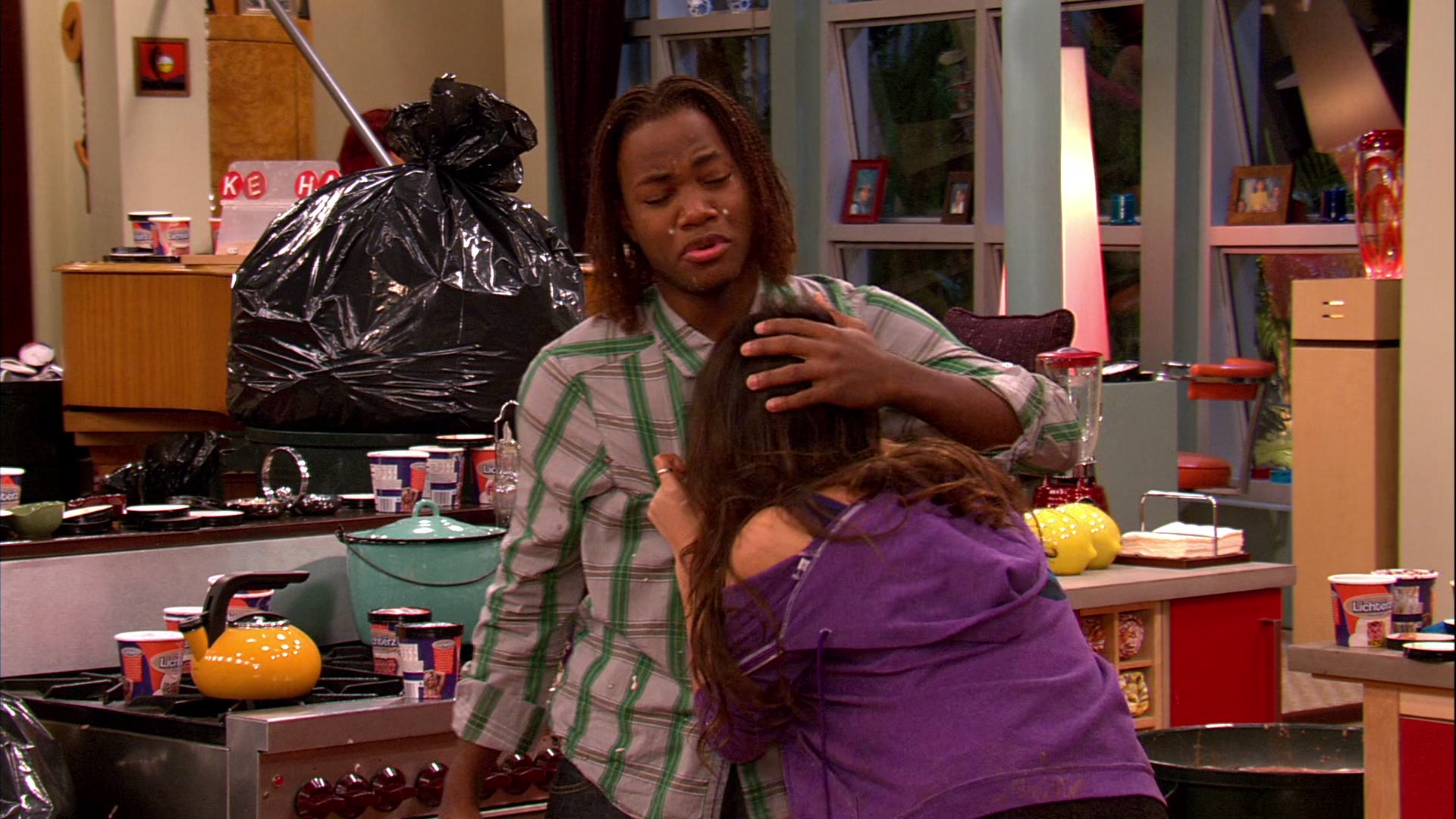 Victorious_S02E03_IceCreamForKe_ha_VJBR_2342.jpg