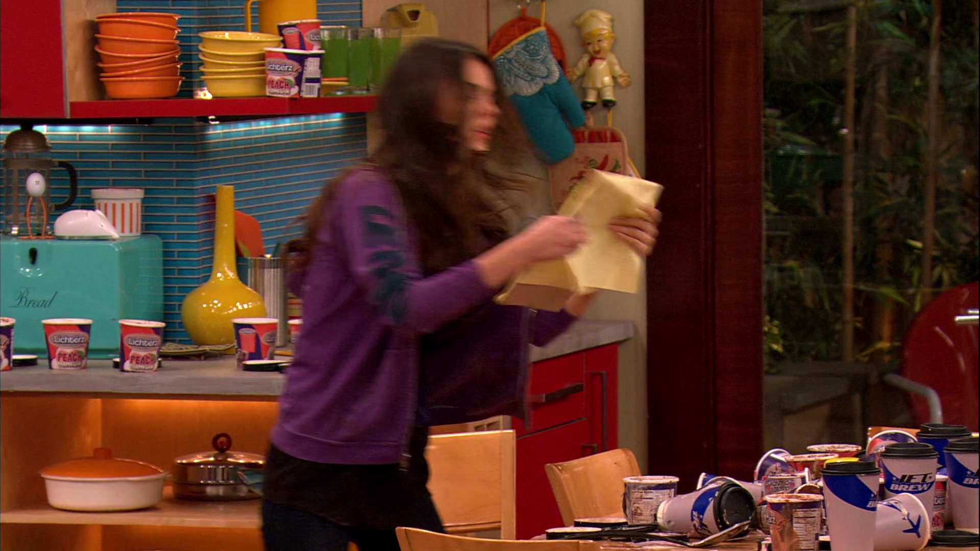 Victorious_S02E03_IceCreamForKe_ha_VJBR_2370.jpg