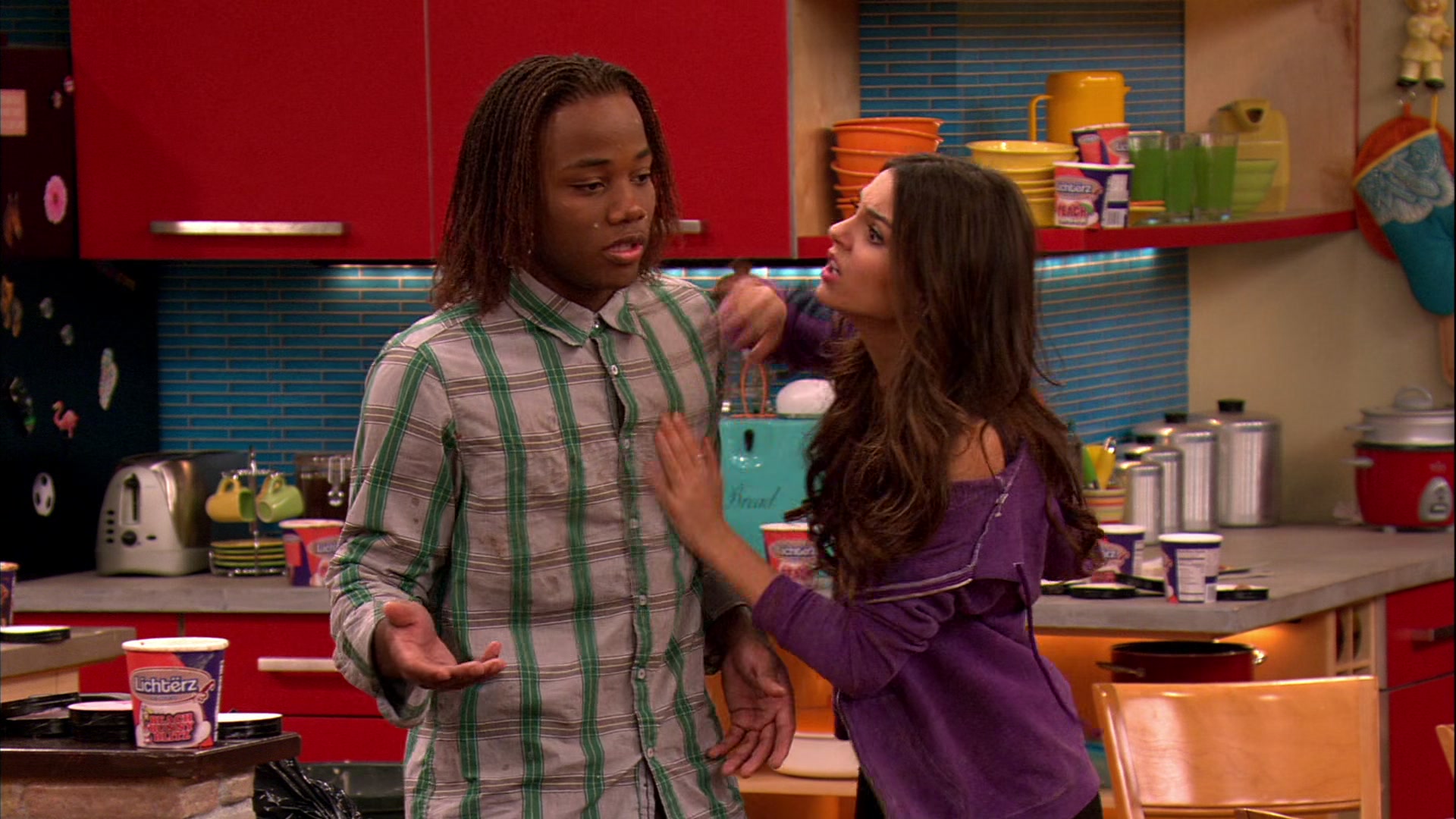 Victorious_S02E03_IceCreamForKe_ha_VJBR_2413.jpg