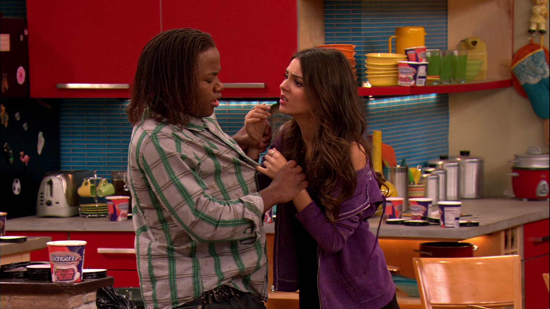 Victorious_S02E03_IceCreamForKe_ha_VJBR_2418.jpg