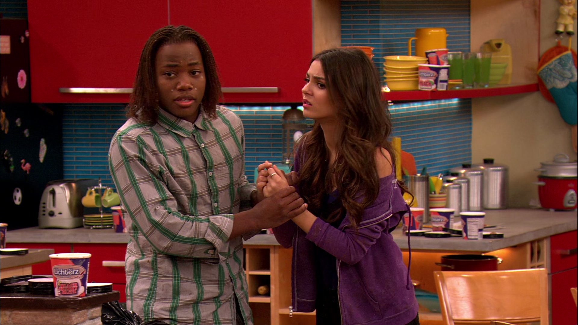 Victorious_S02E03_IceCreamForKe_ha_VJBR_2423.jpg