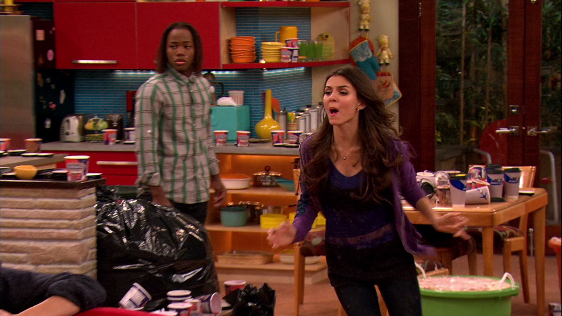 Victorious_S02E03_IceCreamForKe_ha_VJBR_2432.jpg