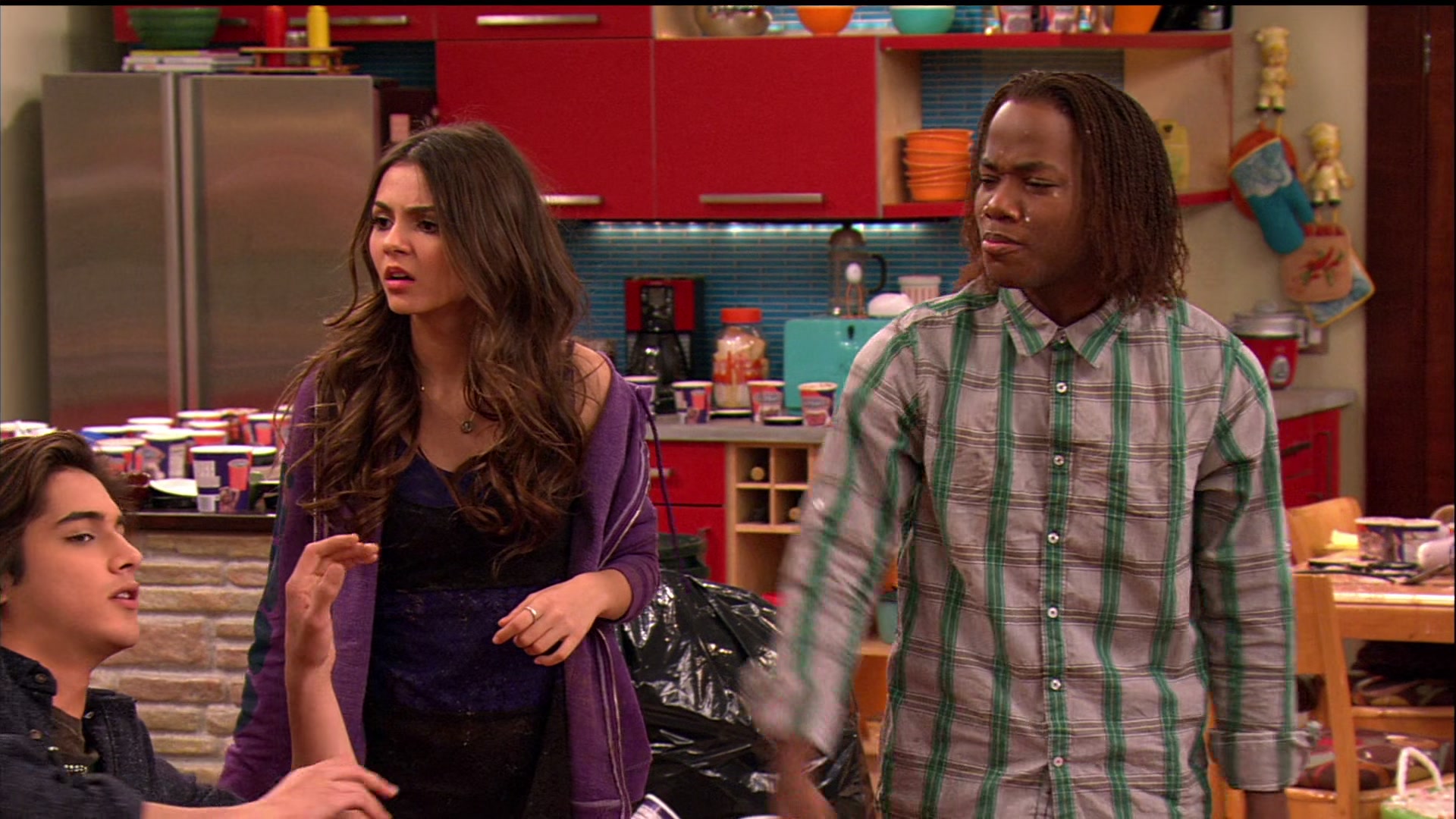 Victorious_S02E03_IceCreamForKe_ha_VJBR_2457.jpg