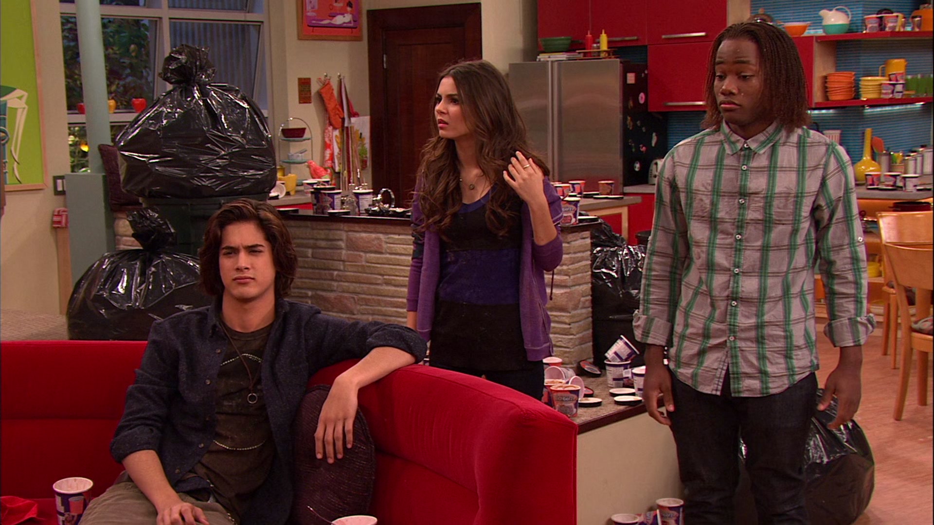 Victorious_S02E03_IceCreamForKe_ha_VJBR_2476.jpg