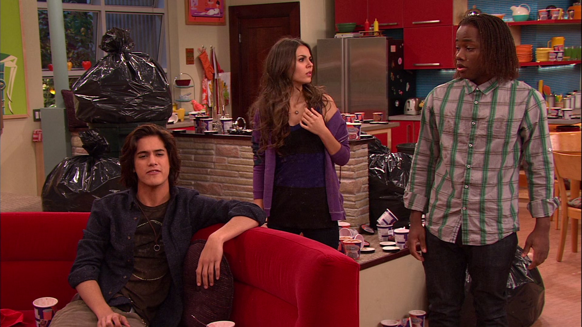 Victorious_S02E03_IceCreamForKe_ha_VJBR_2480.jpg