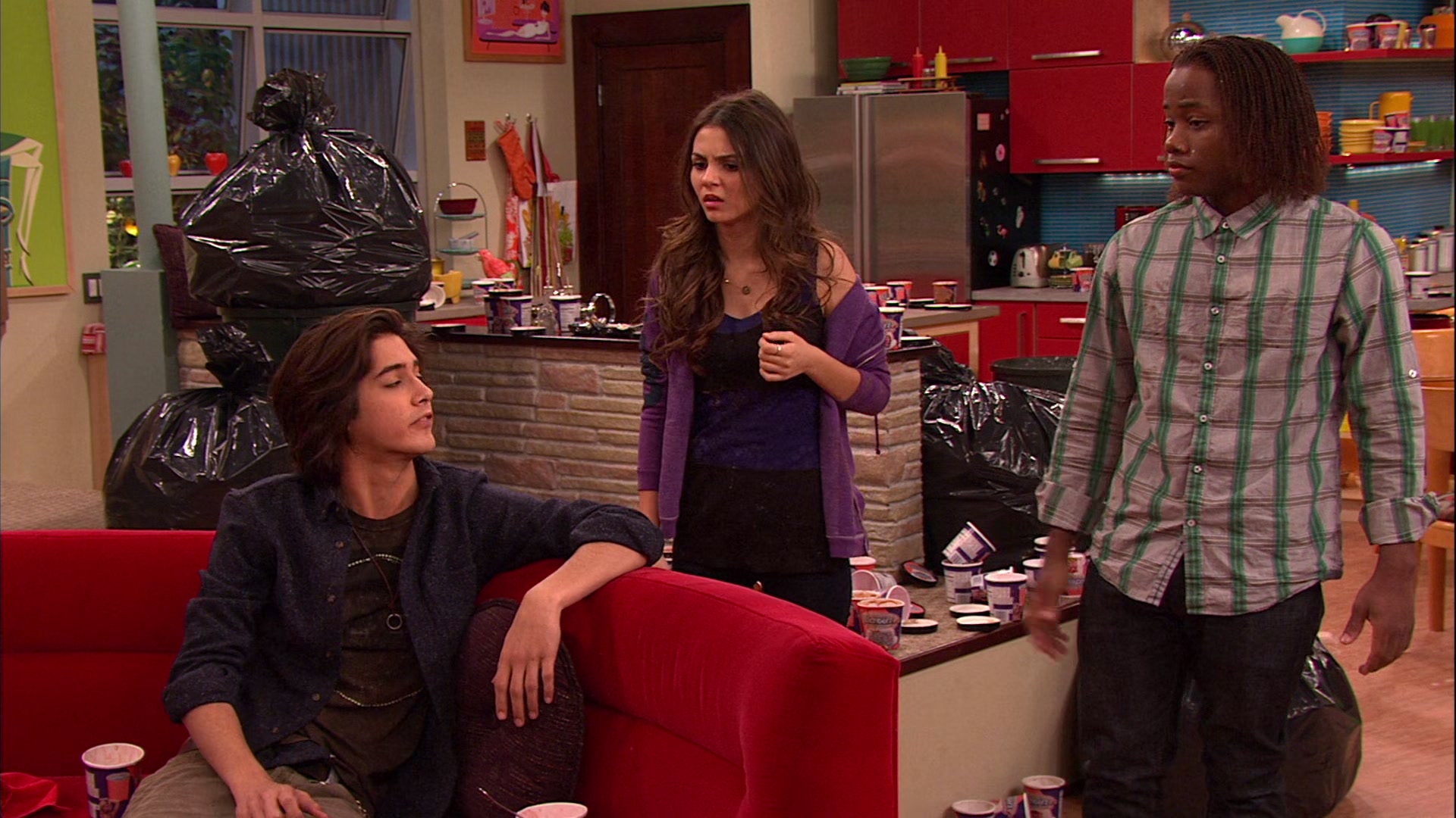 Victorious_S02E03_IceCreamForKe_ha_VJBR_2483.jpg