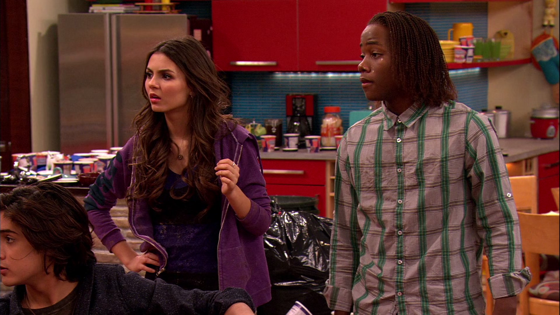 Victorious_S02E03_IceCreamForKe_ha_VJBR_2507.jpg