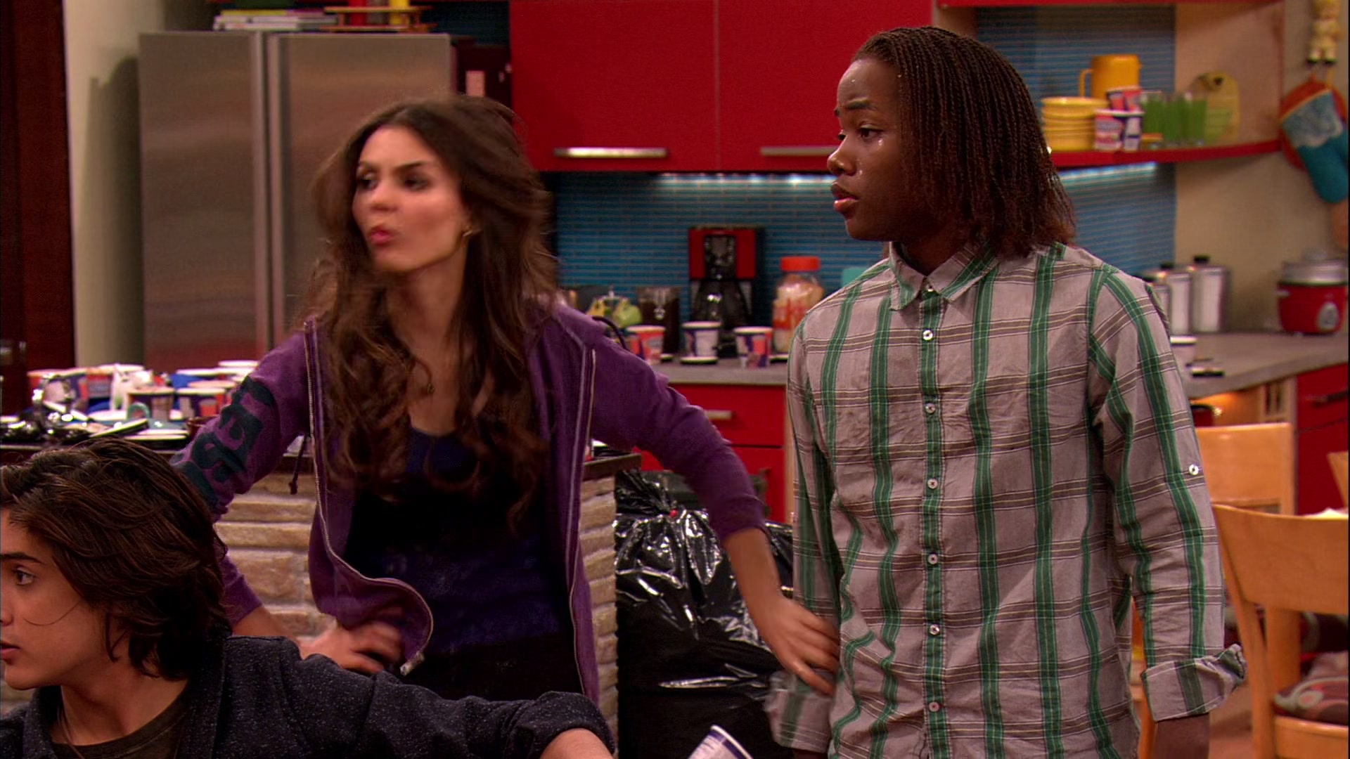 Victorious_S02E03_IceCreamForKe_ha_VJBR_2510.jpg