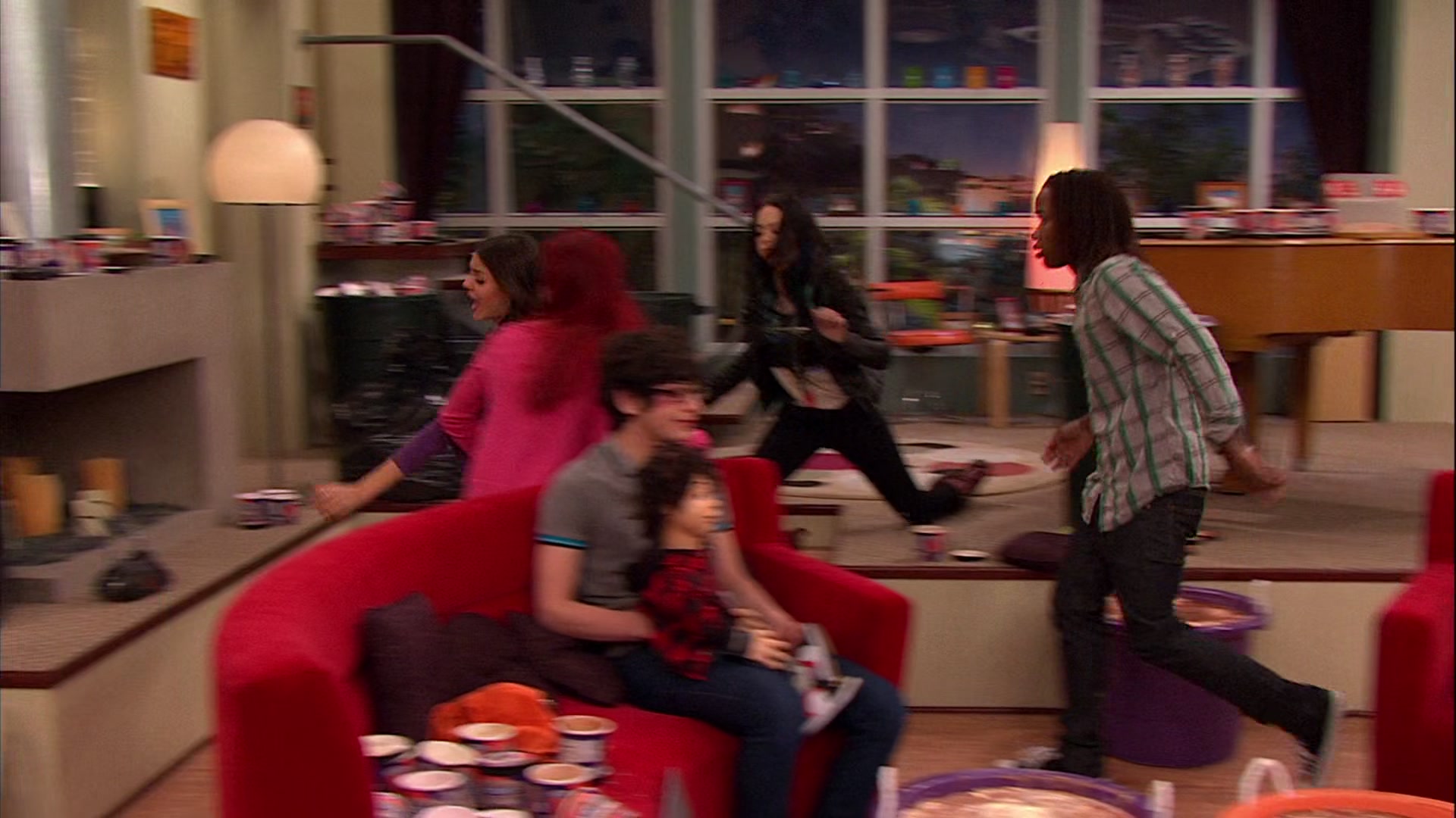 Victorious_S02E03_IceCreamForKe_ha_VJBR_2530.jpg