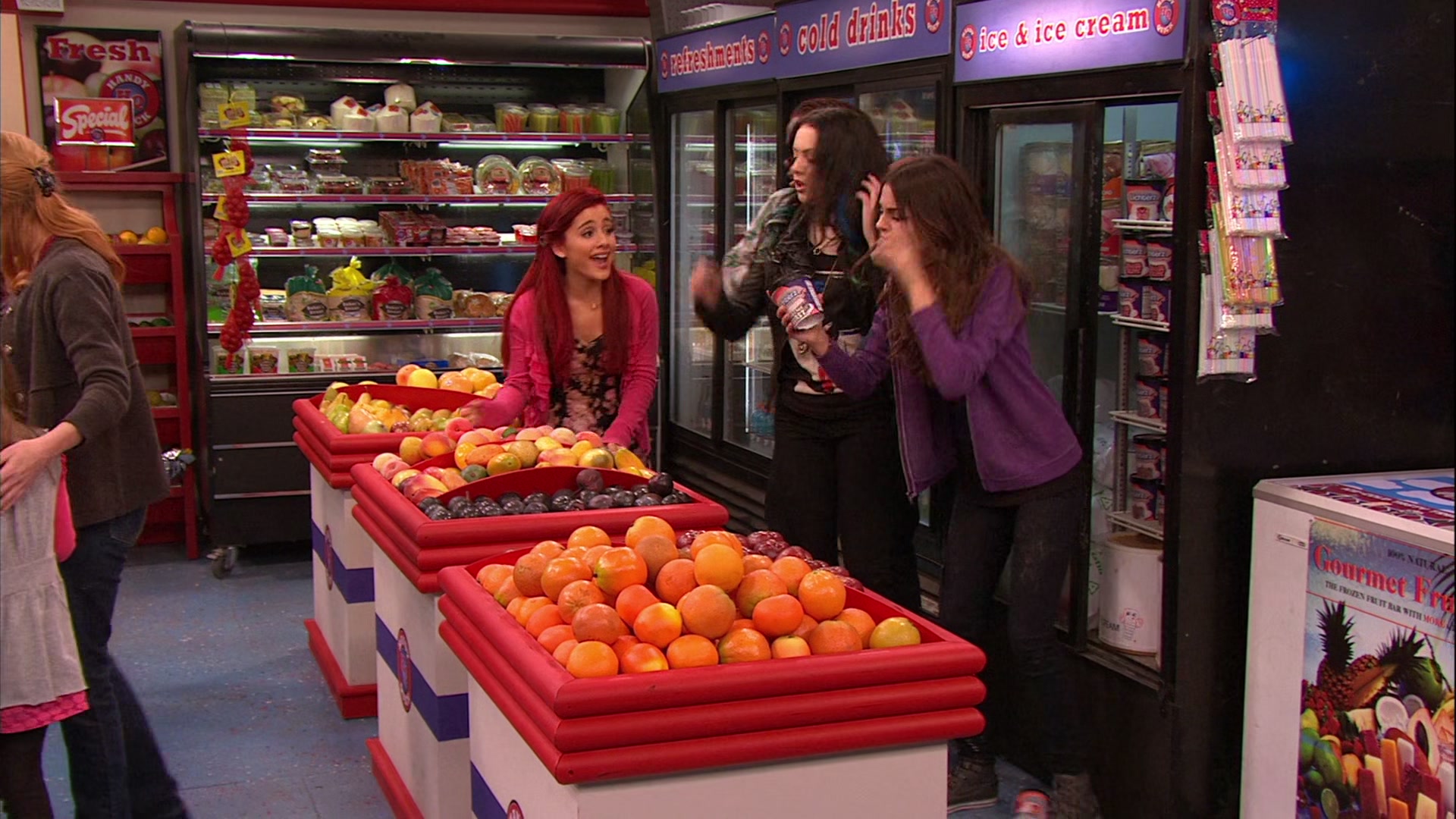 Victorious_S02E03_IceCreamForKe_ha_VJBR_2612.jpg