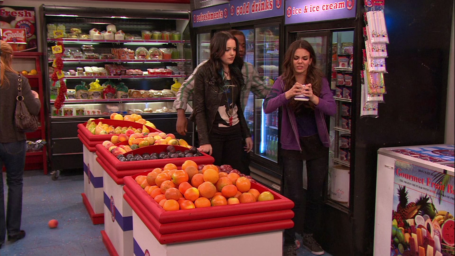 Victorious_S02E03_IceCreamForKe_ha_VJBR_2618.jpg