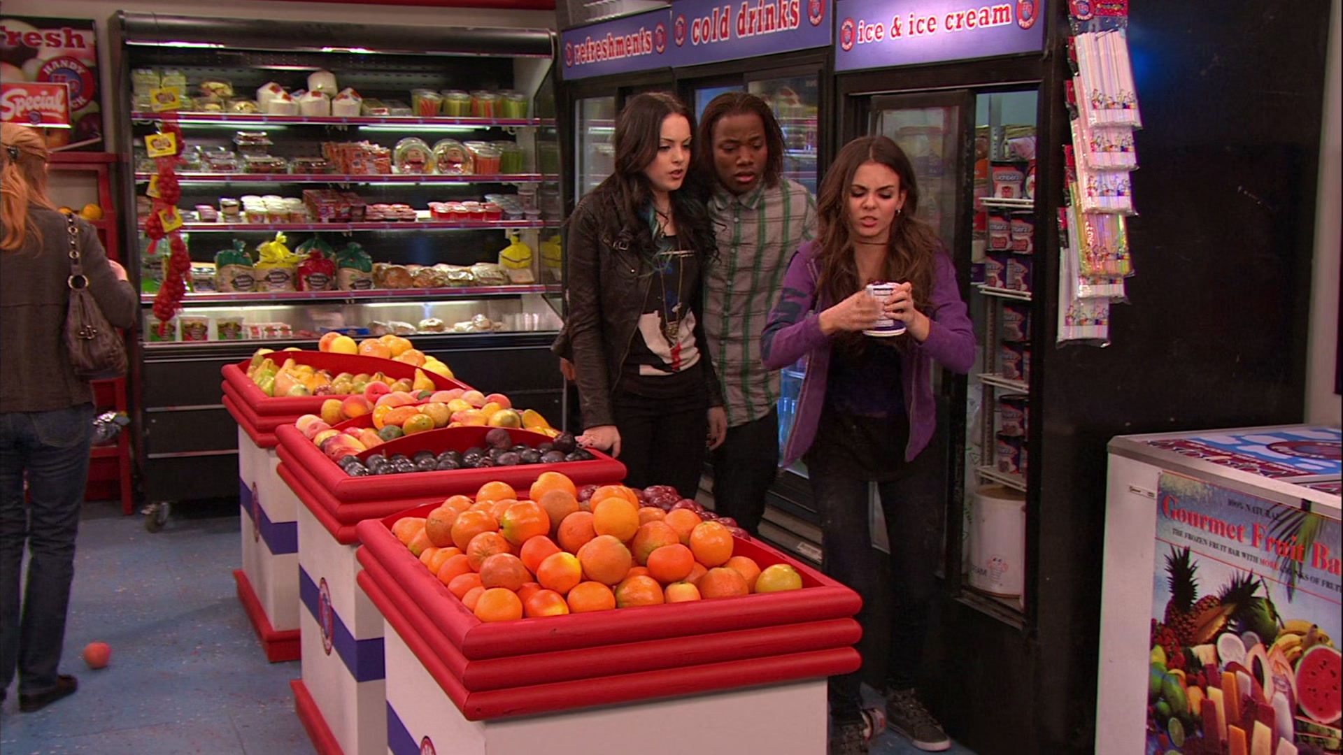 Victorious_S02E03_IceCreamForKe_ha_VJBR_2619.jpg