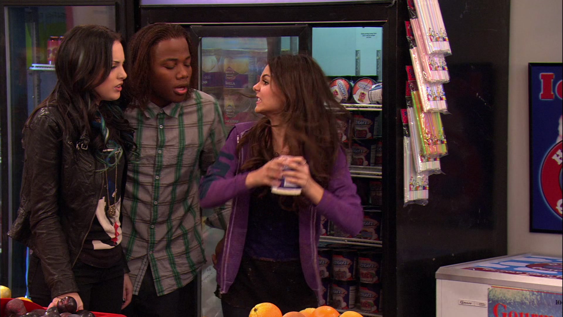 Victorious_S02E03_IceCreamForKe_ha_VJBR_2622.jpg