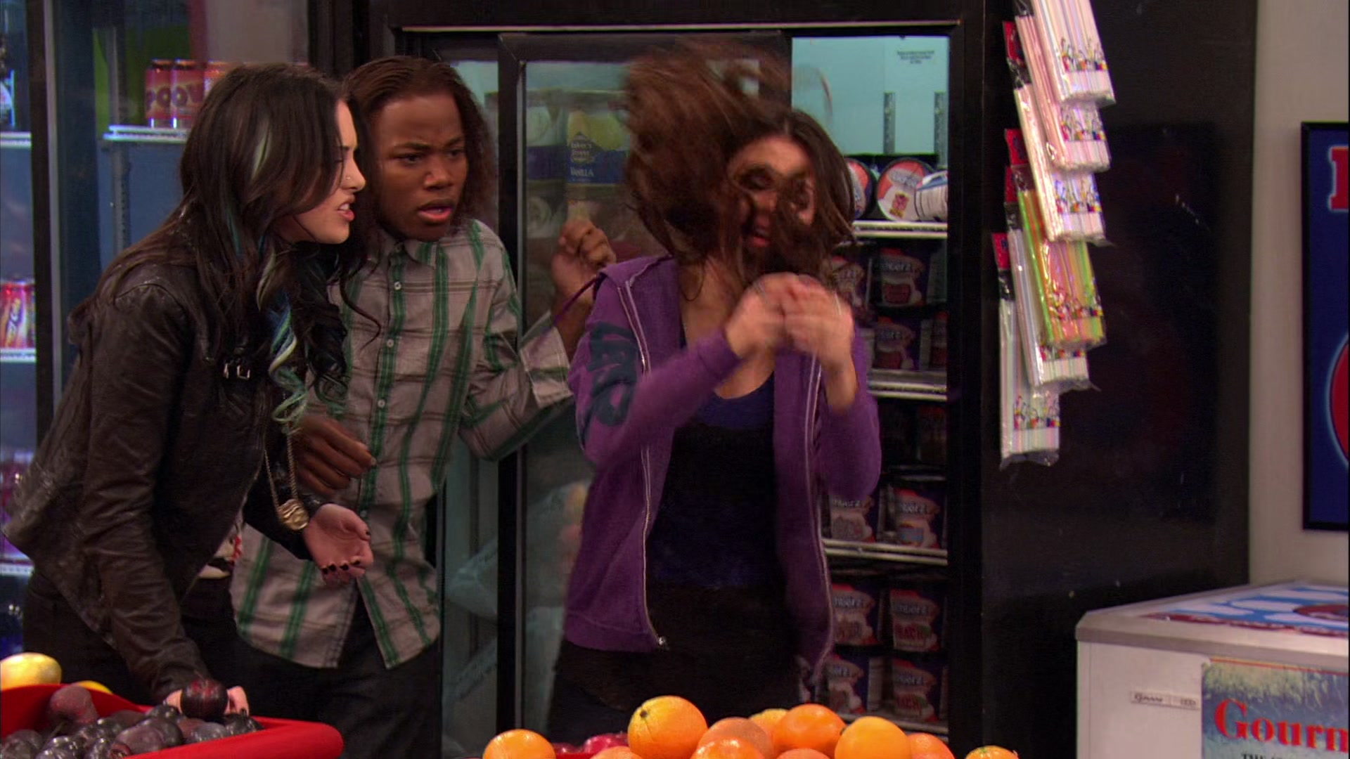 Victorious_S02E03_IceCreamForKe_ha_VJBR_2628.jpg