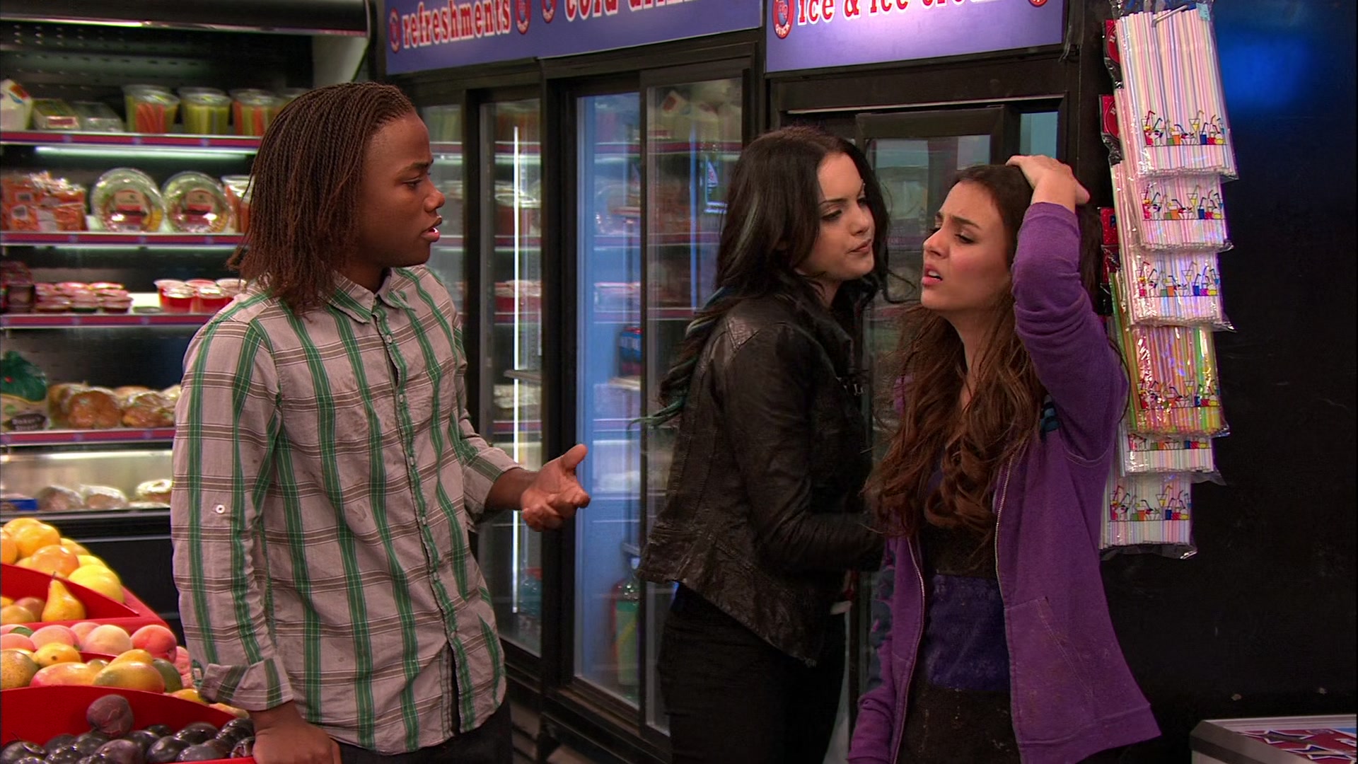 Victorious_S02E03_IceCreamForKe_ha_VJBR_2653.jpg