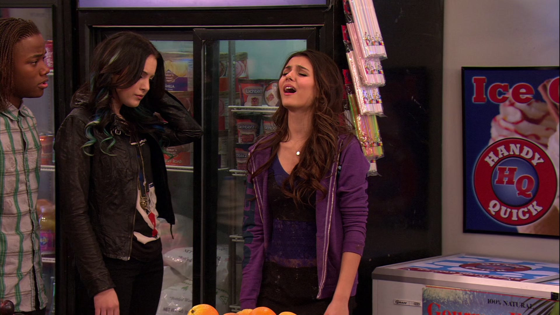 Victorious_S02E03_IceCreamForKe_ha_VJBR_2666.jpg