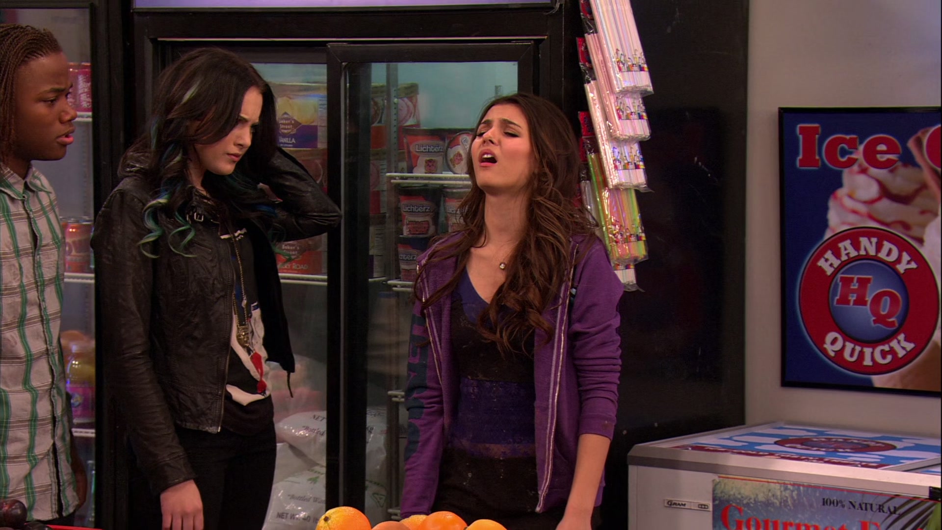 Victorious_S02E03_IceCreamForKe_ha_VJBR_2667.jpg