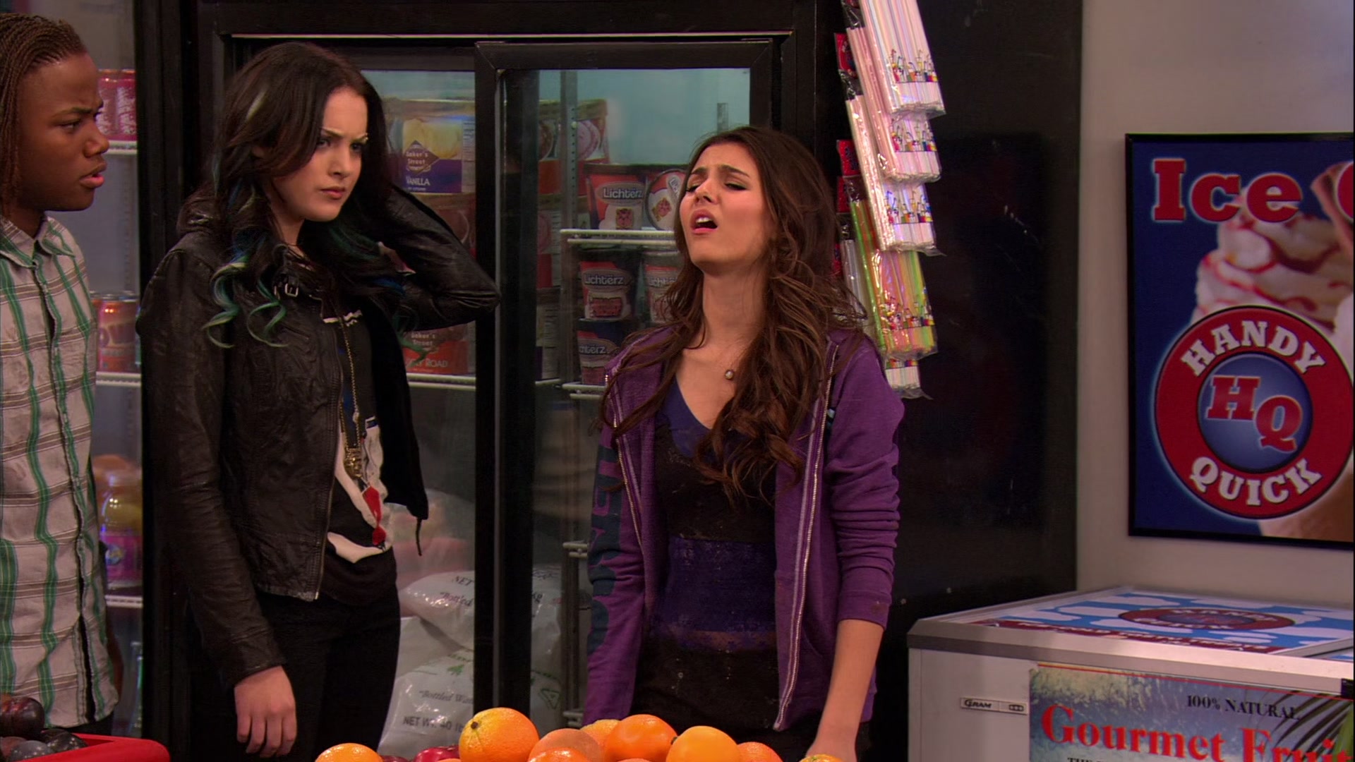 Victorious_S02E03_IceCreamForKe_ha_VJBR_2668.jpg