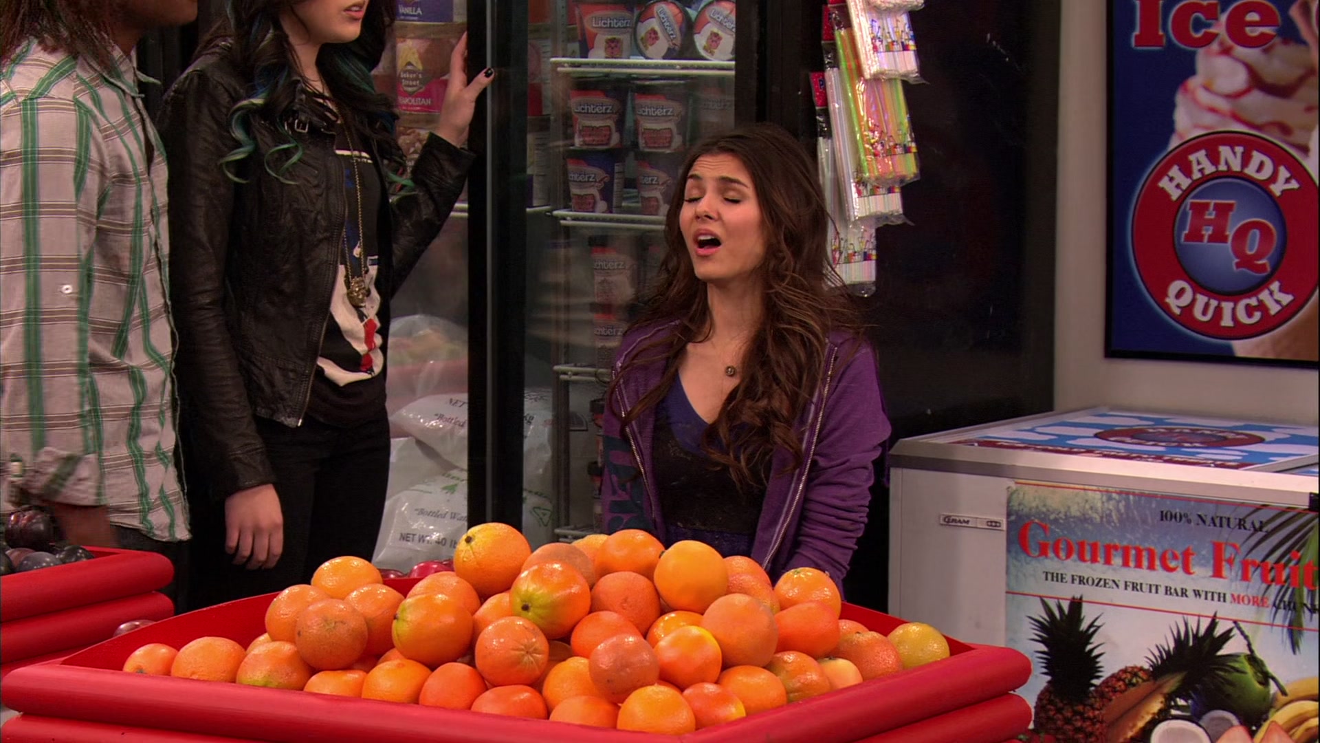 Victorious_S02E03_IceCreamForKe_ha_VJBR_2678.jpg