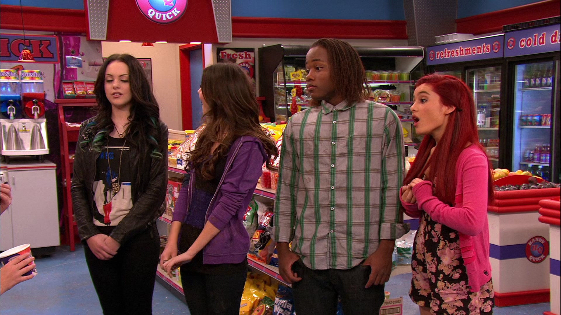 Victorious_S02E03_IceCreamForKe_ha_VJBR_2731.jpg