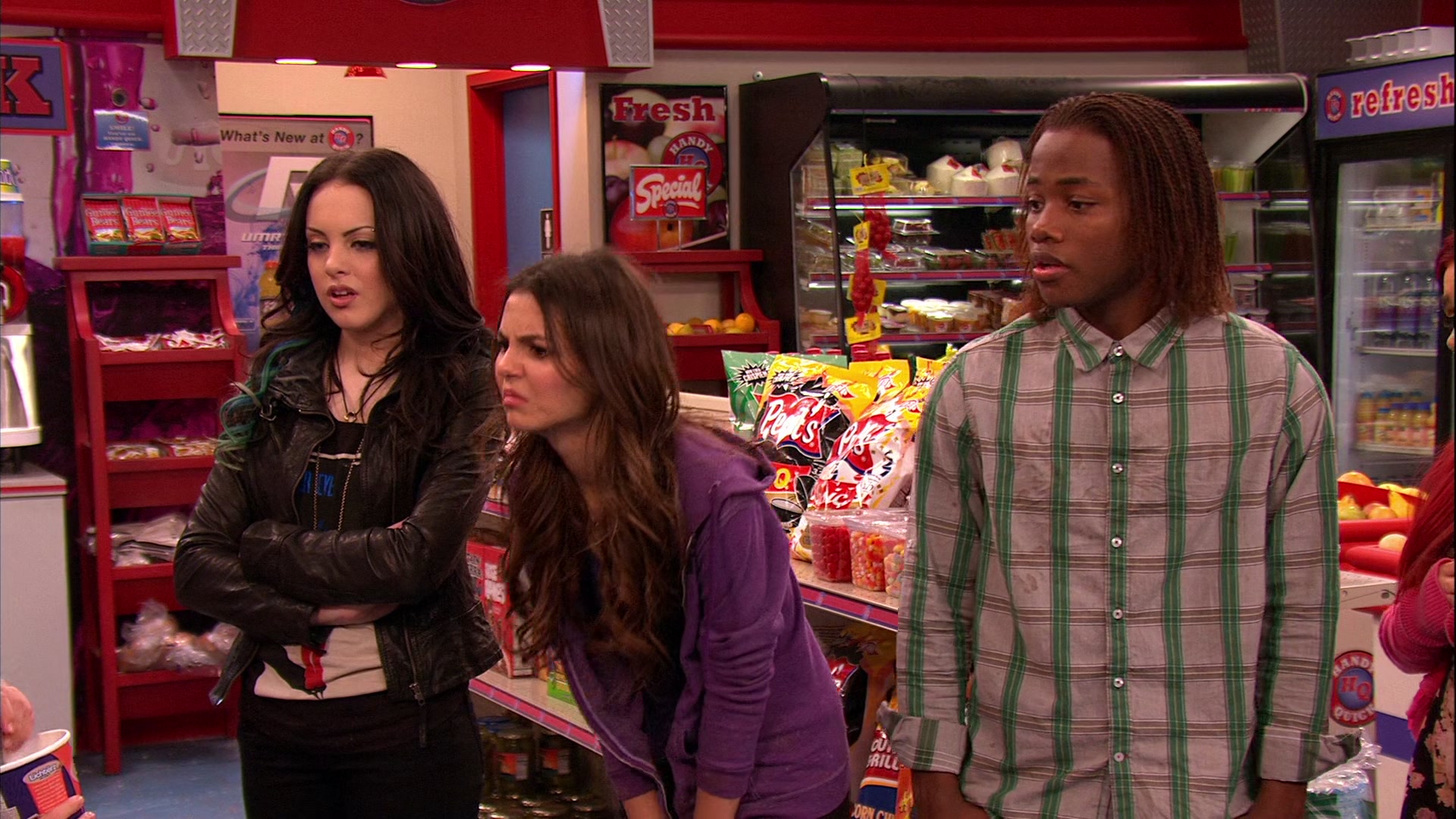 Victorious_S02E03_IceCreamForKe_ha_VJBR_2745.jpg