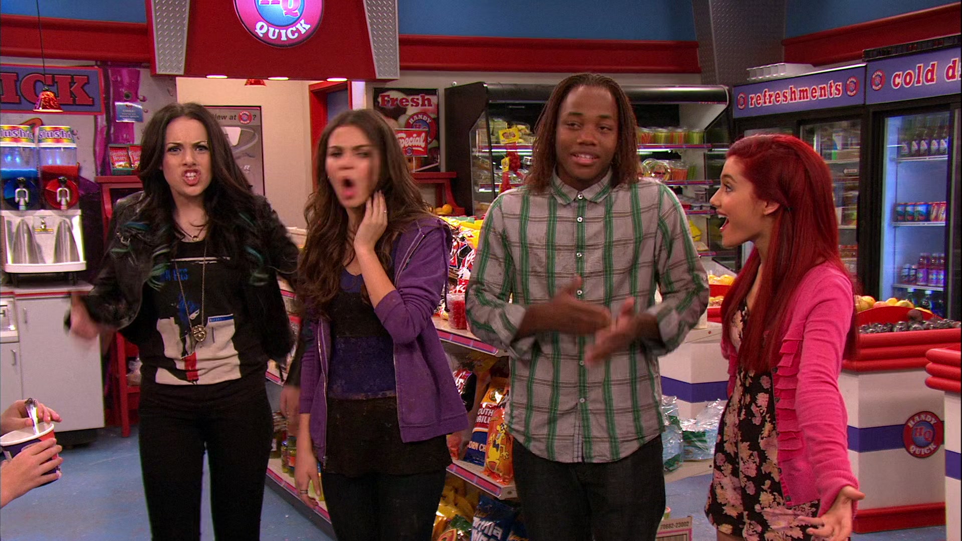 Victorious_S02E03_IceCreamForKe_ha_VJBR_2765.jpg