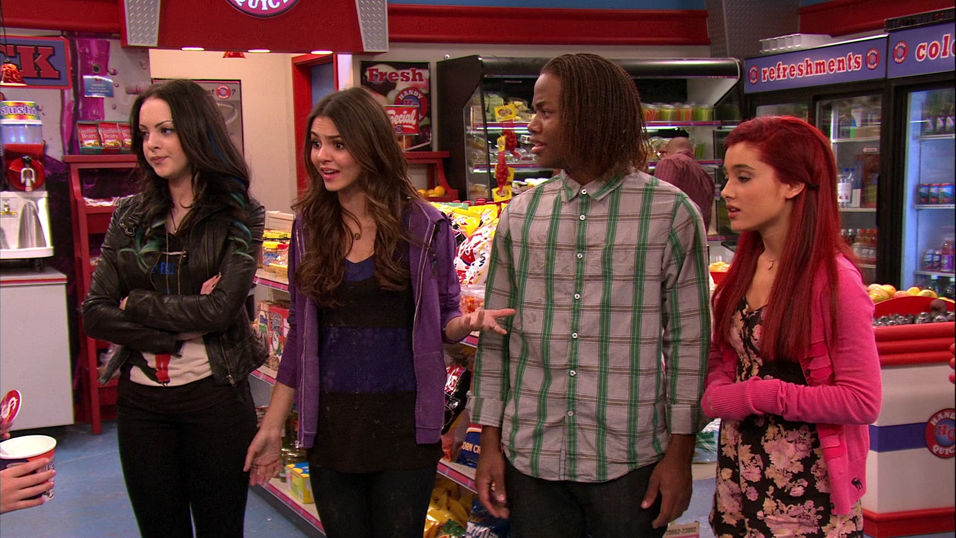 Victorious_S02E03_IceCreamForKe_ha_VJBR_2800.jpg