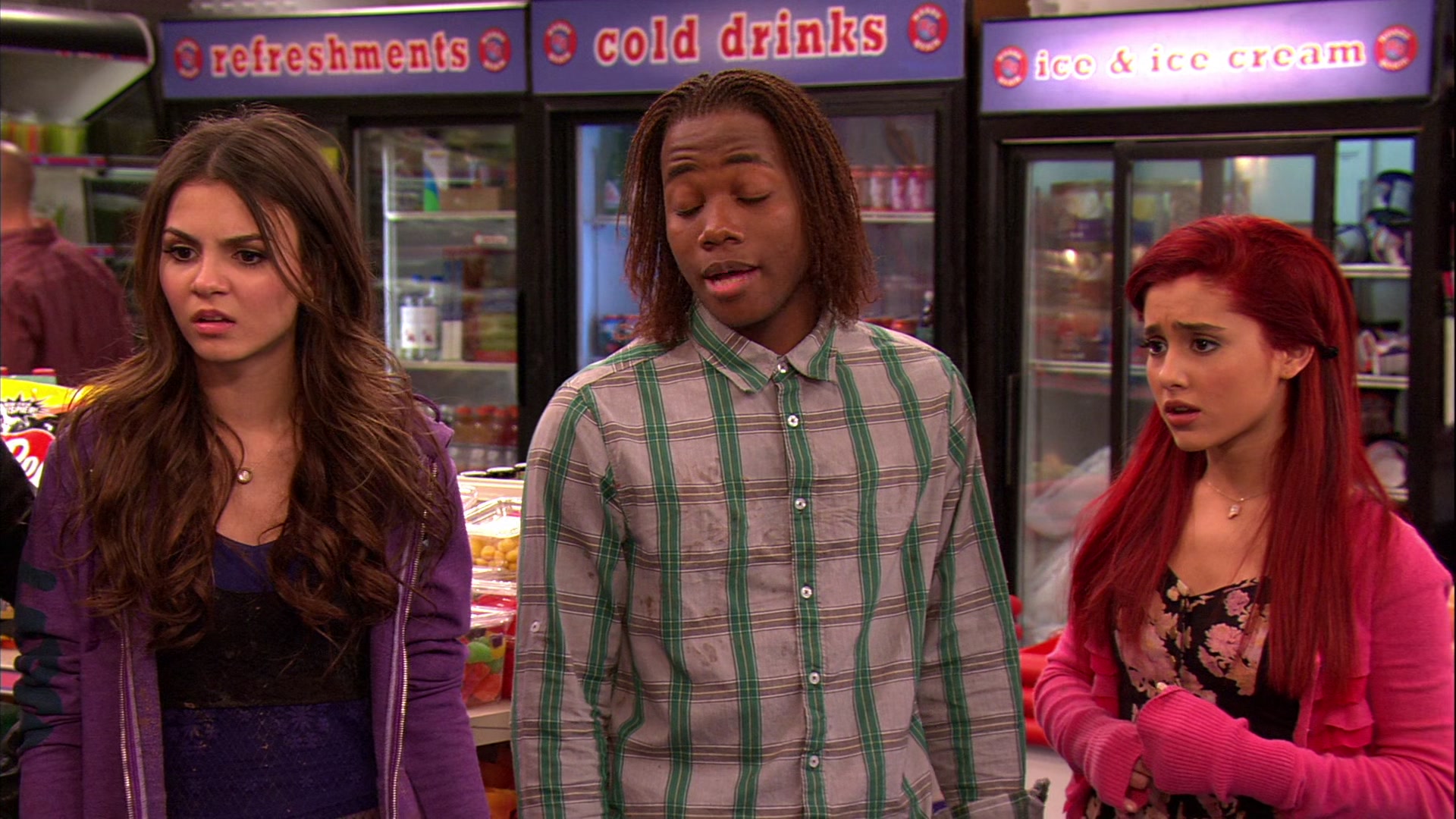 Victorious_S02E03_IceCreamForKe_ha_VJBR_2838.jpg