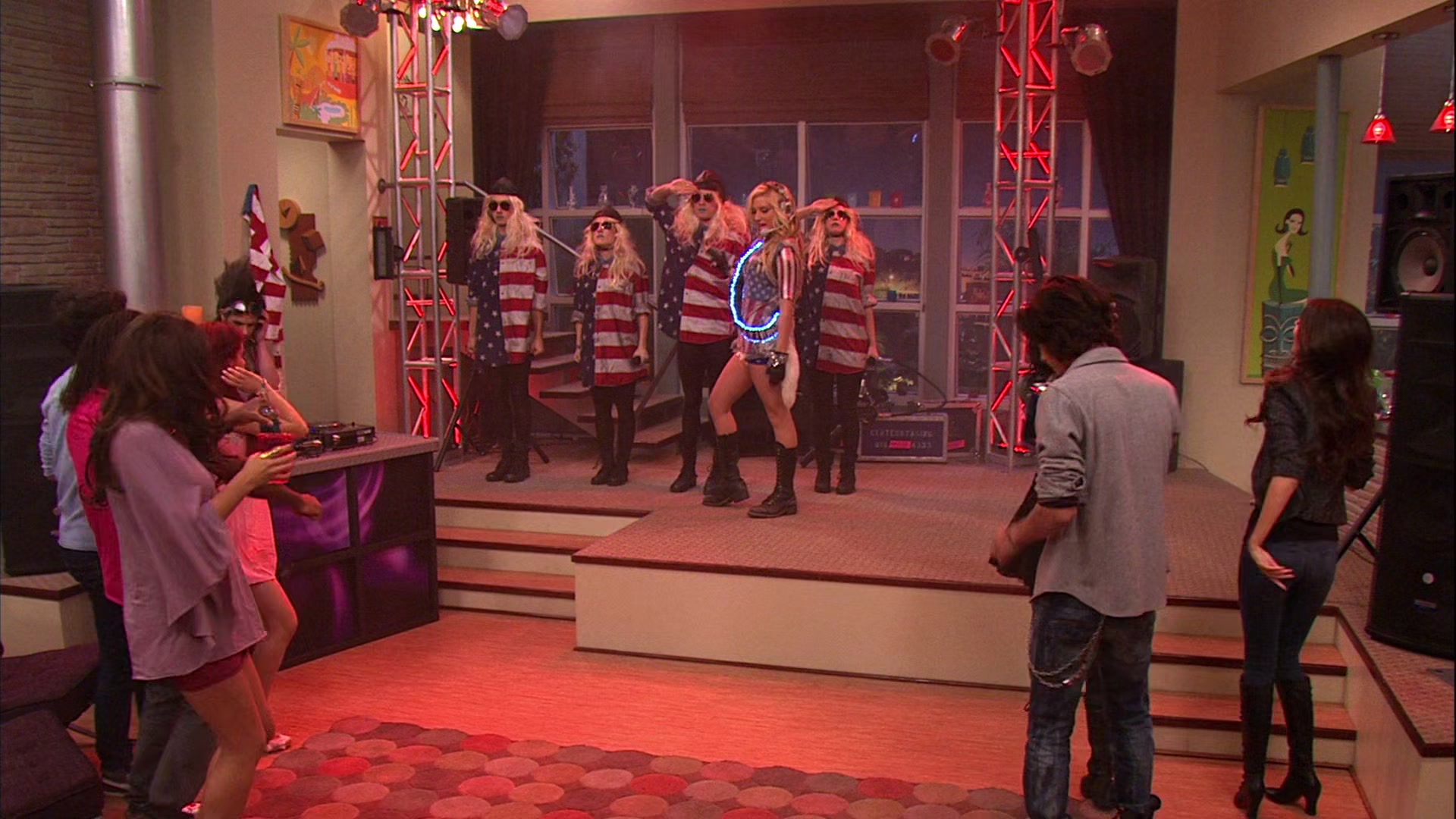 Victorious_S02E03_IceCreamForKe_ha_VJBR_2876.jpg