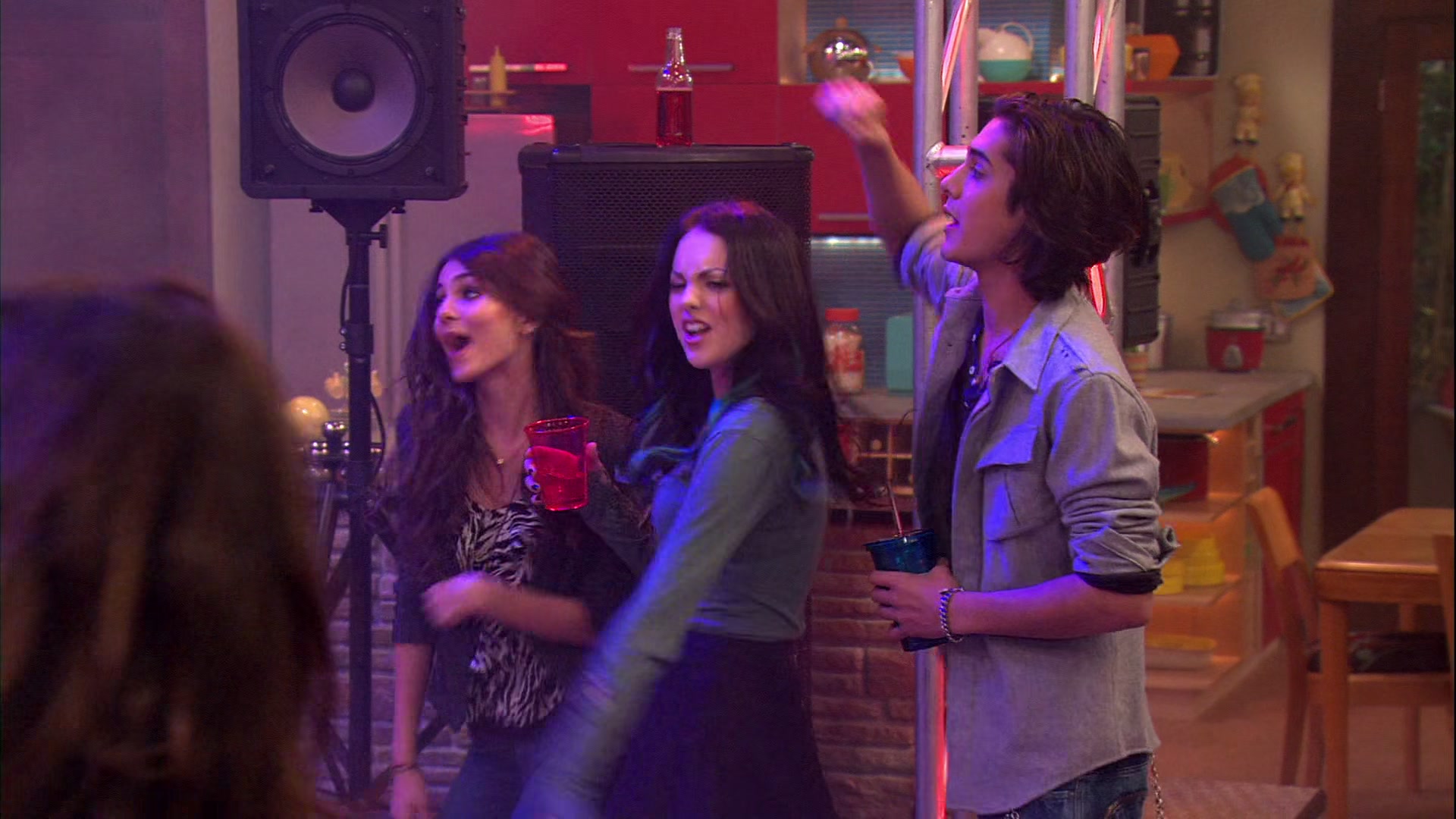 Victorious_S02E03_IceCreamForKe_ha_VJBR_2925.jpg