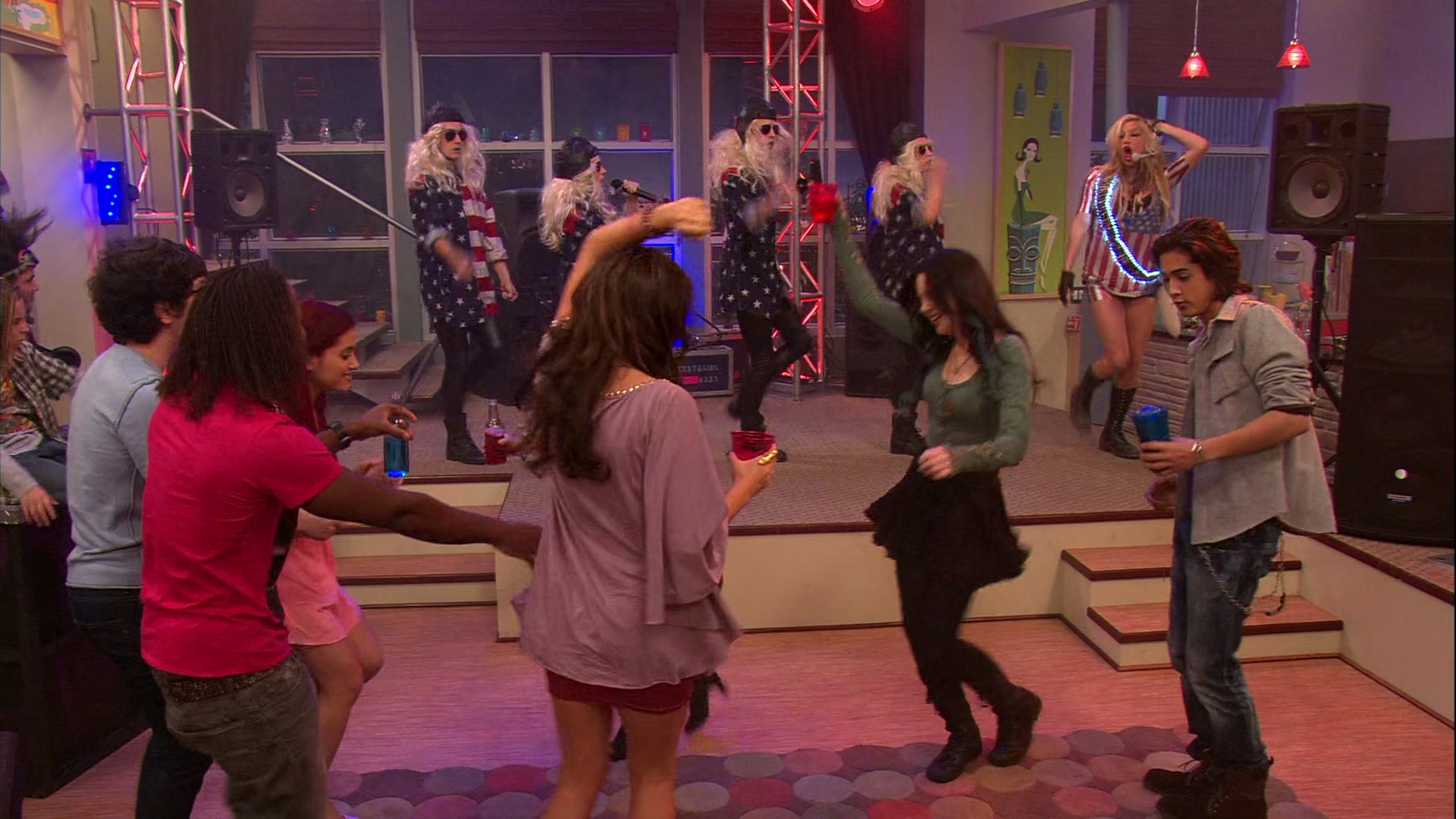 Victorious_S02E03_IceCreamForKe_ha_VJBR_2934.jpg