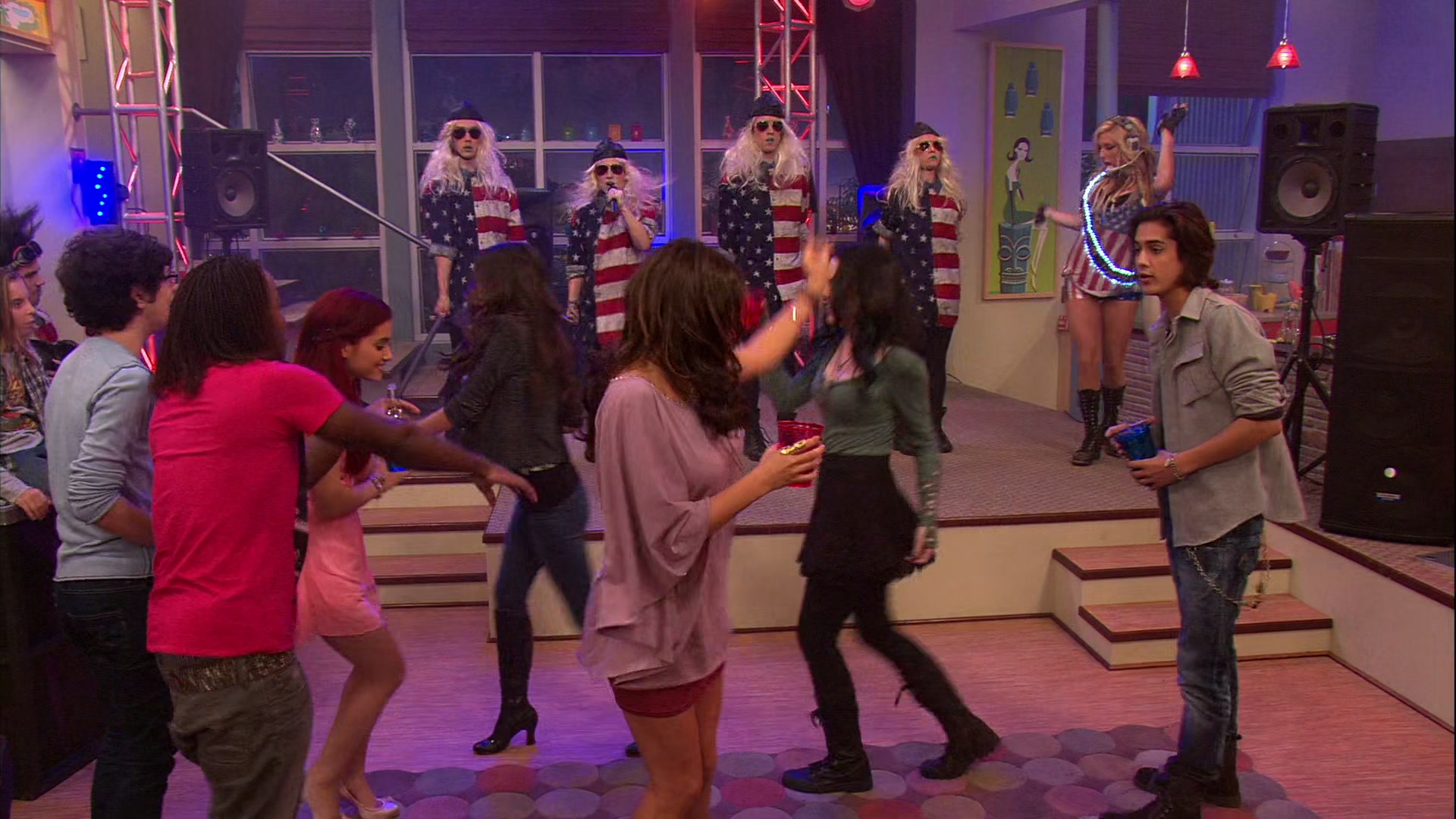 Victorious_S02E03_IceCreamForKe_ha_VJBR_2935.jpg