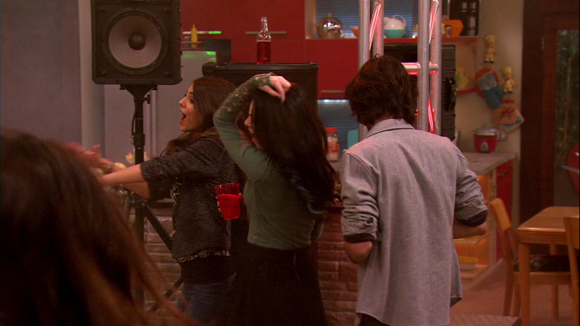 Victorious_S02E03_IceCreamForKe_ha_VJBR_3005.jpg