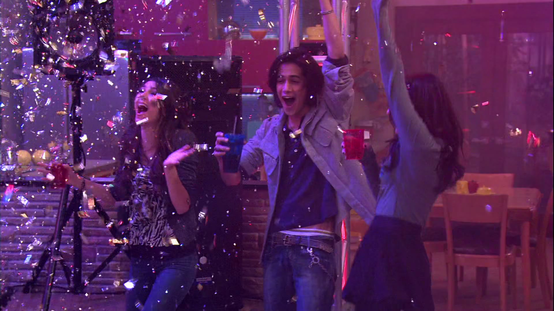 Victorious_S02E03_IceCreamForKe_ha_VJBR_3028.jpg