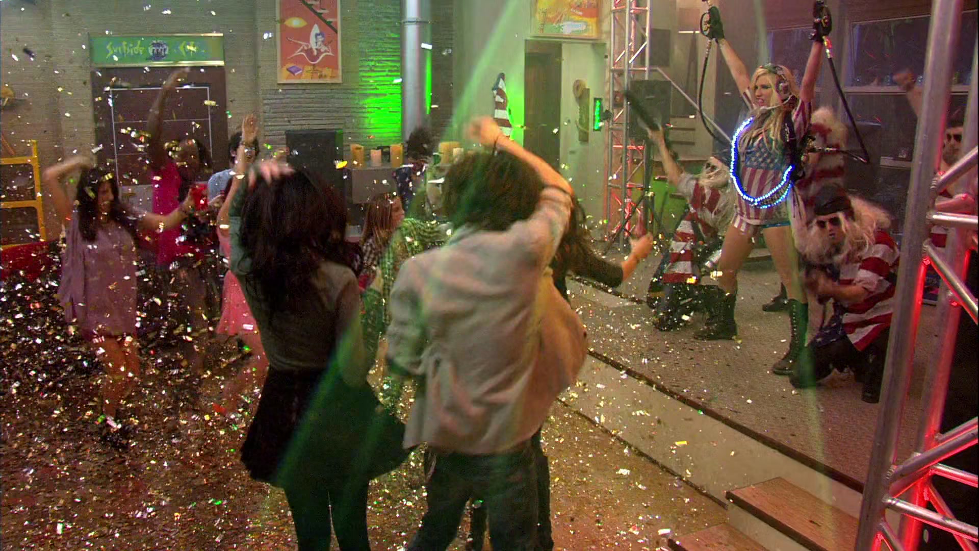 Victorious_S02E03_IceCreamForKe_ha_VJBR_3032.jpg