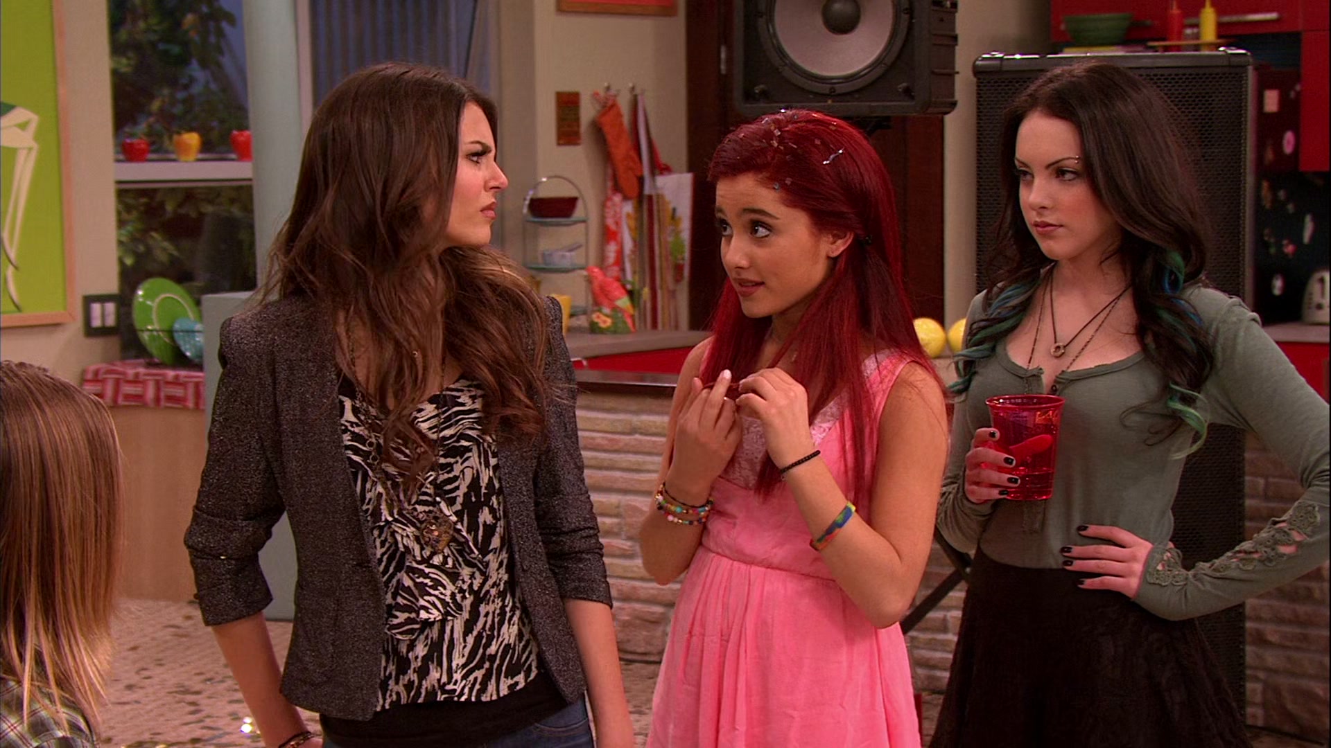 Victorious_S02E03_IceCreamForKe_ha_VJBR_3137.jpg