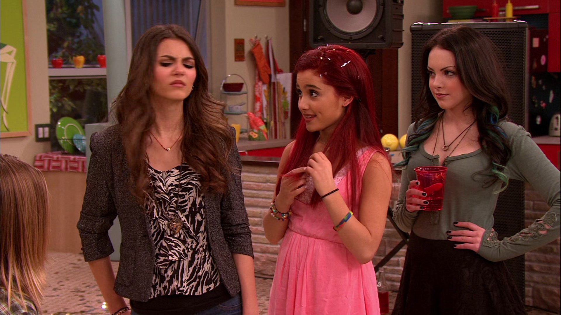 Victorious_S02E03_IceCreamForKe_ha_VJBR_3138.jpg