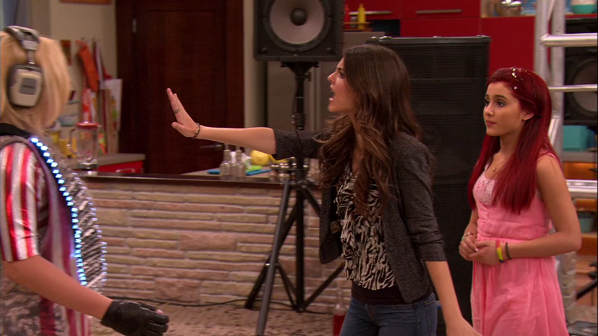 Victorious_S02E03_IceCreamForKe_ha_VJBR_3219.jpg