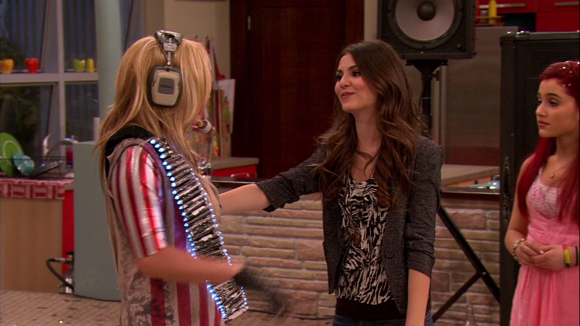 Victorious_S02E03_IceCreamForKe_ha_VJBR_3224.jpg