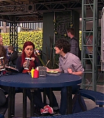 Victorious_S02E03_IceCreamForKe_ha_VJBR_0102.jpg